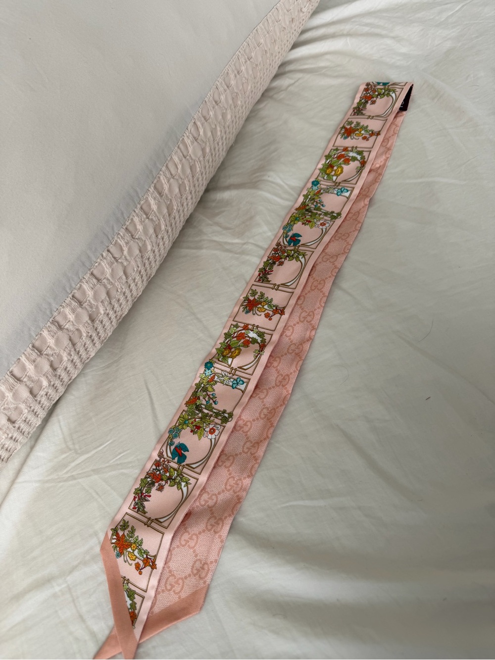 Gucci pink silk twill